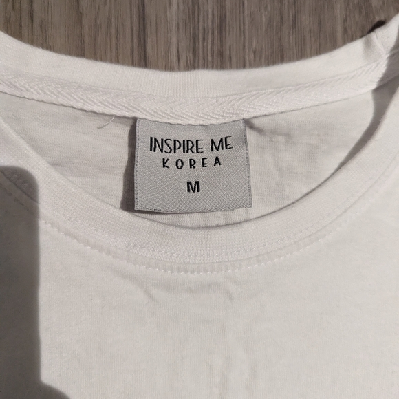 Kpop white t-shirt - Picture 2 of 2